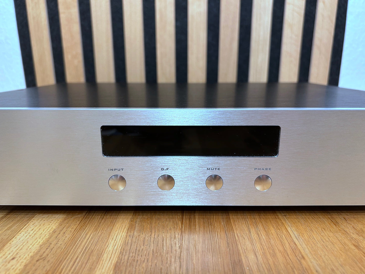 advancedMADness TDA1541 Digital - Analog Konverter silber/schwarz